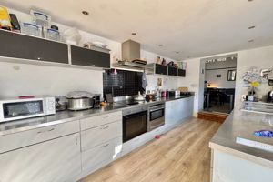 Kitchen- click for photo gallery